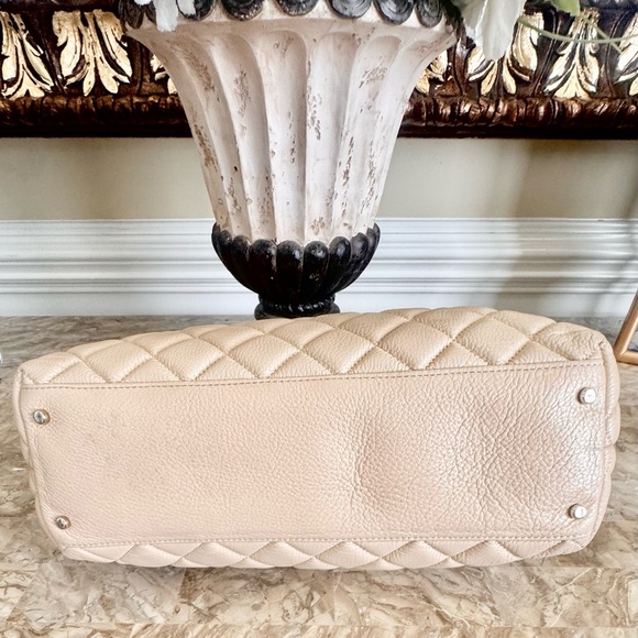 Kate Spade Quilted Cream Shoulder Tote Bag - Picture 7 of 11